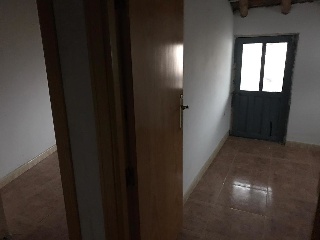 04852-0001 16