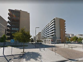 Piso y plazas de garaje en Pamplona 12