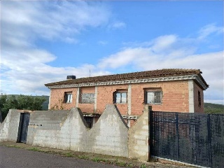 Chalet en construcción situado en C/ 12, Turís (Valencia) 13
