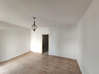 11675-0001 18