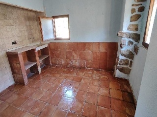 05597-0001 77