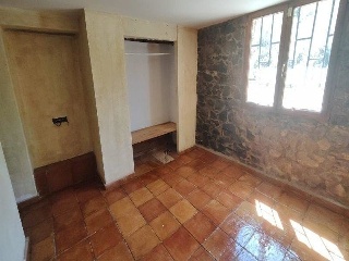 05597-0001 83