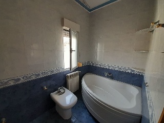 01353-0001 31