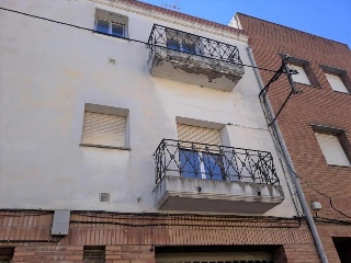 15795-0001 6