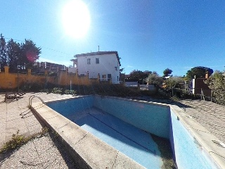 15796-0001 18