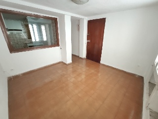 15839-0001 14