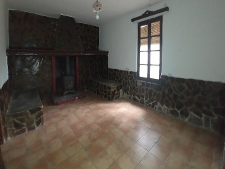 00156-0001 27