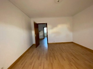 12461-0001 15