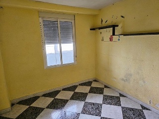 07358-0001 28