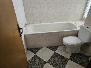 07358-0001 32