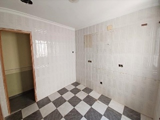 06585-0001 37