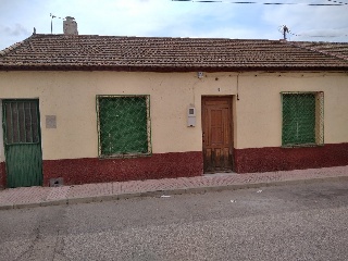 04372-0001 14