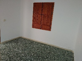 04372-0001 18
