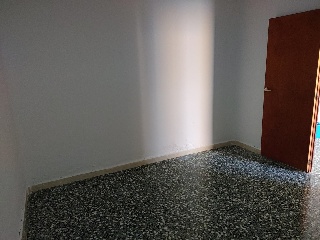 04372-0001 19