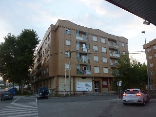 09586-0001 3