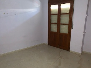 04295-0001 31
