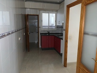 04295-0001 35