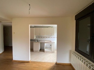 07586-0001 32