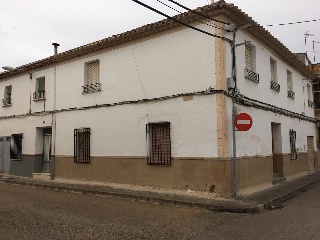 08894-0001 4