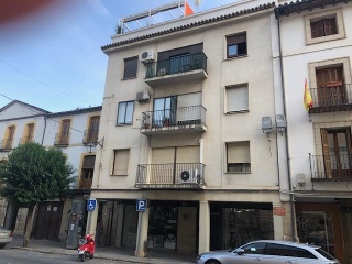 08895-0001 19