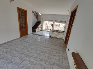 08904-0001 24