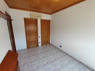 08904-0001 30