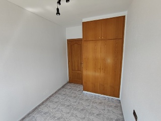 08904-0001 32