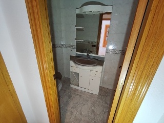 08904-0001 33