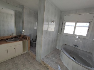 08904-0001 34