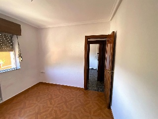 05617-0001 23