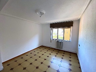 05617-0001 31