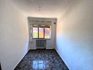 05617-0001 37