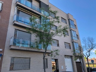 17040-0001 27