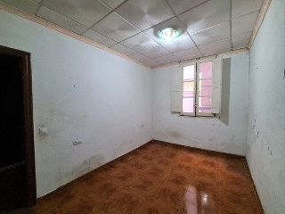 05909-0001 18