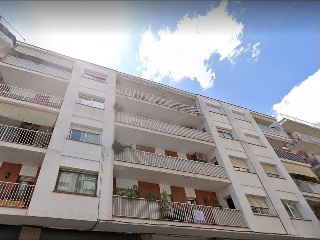 01562-0001 2