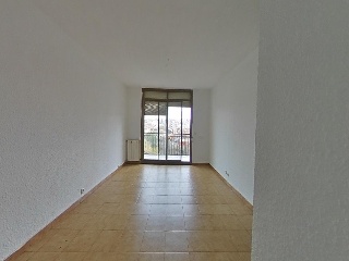 16832-0001 37
