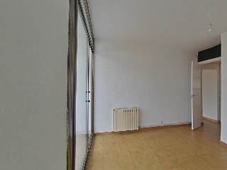 16832-0001 41