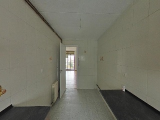 16832-0001 51