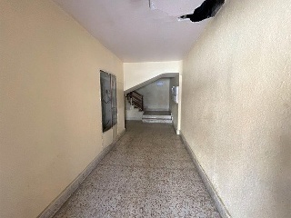 00442-0001 33