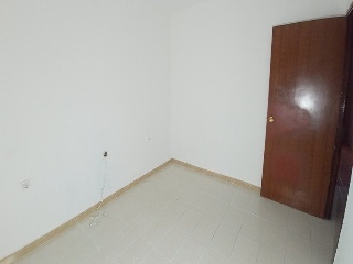 16635-0001 31