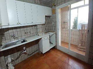 16635-0001 41