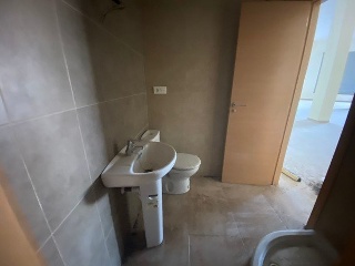 00405-0001 27