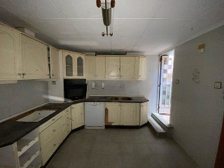 00434-0001 26