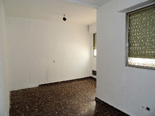16597-0001 26