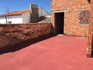 17687-0001 31
