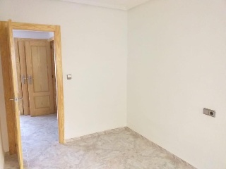 12261-0001 51