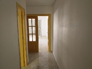 12261-0001 69