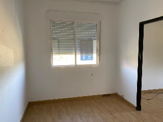 06913-0001 26