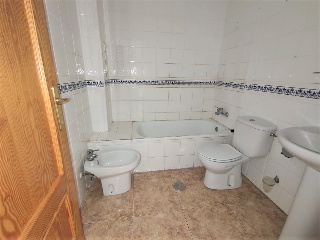 17885-0001 19