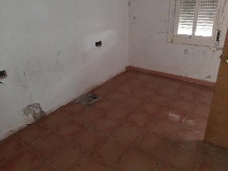 17886-0001 10